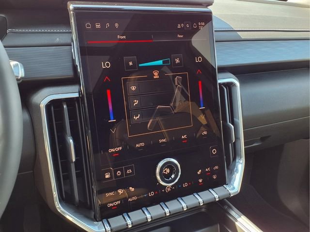 New 2026 GMC Acadia Elevation w/ Elevation Premium Package FWD image 8