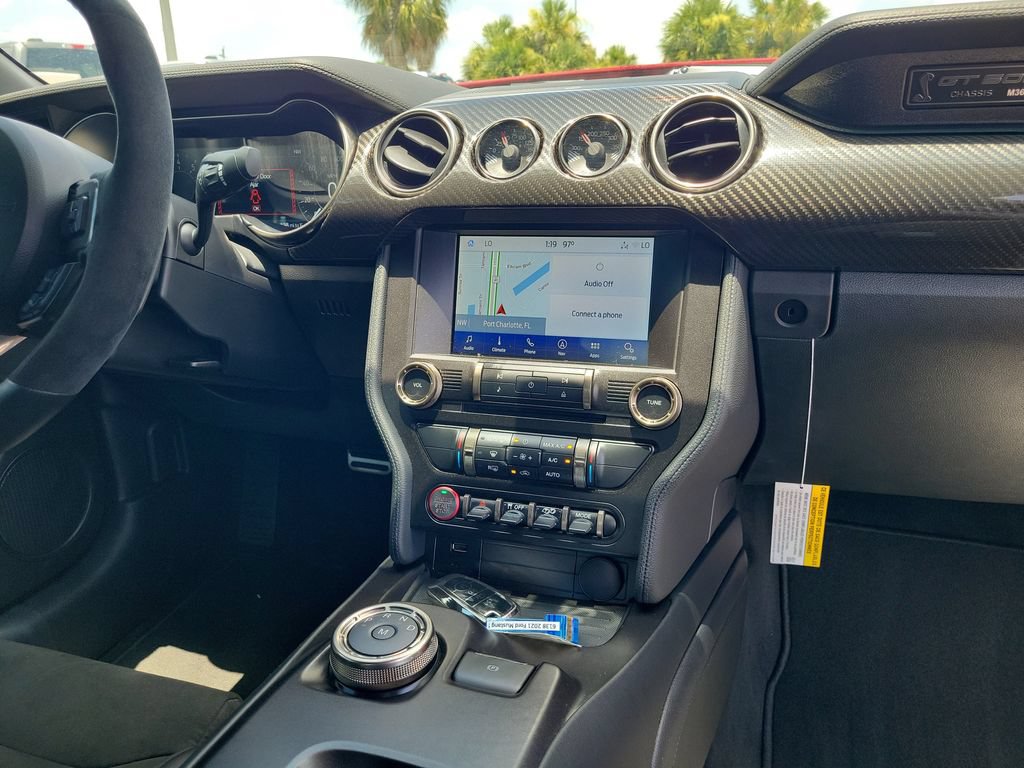 Used 2021 Ford Mustang Shelby GT500 w/ Technology Package RWD image 14