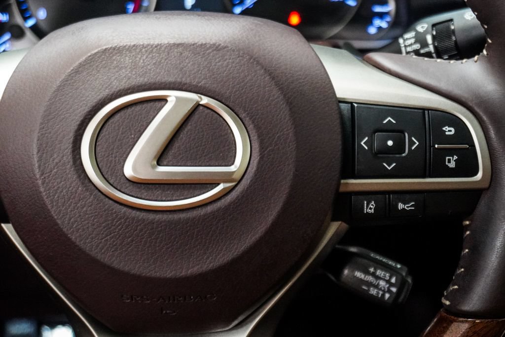 Used 2018 Lexus ES 350 w/ Luxury Package w/Wood Trim FWD image 26