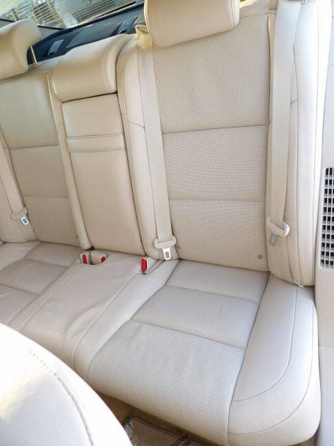 Used 2013 Lexus ES 300h w/ Luxury Pkg FWD image 24