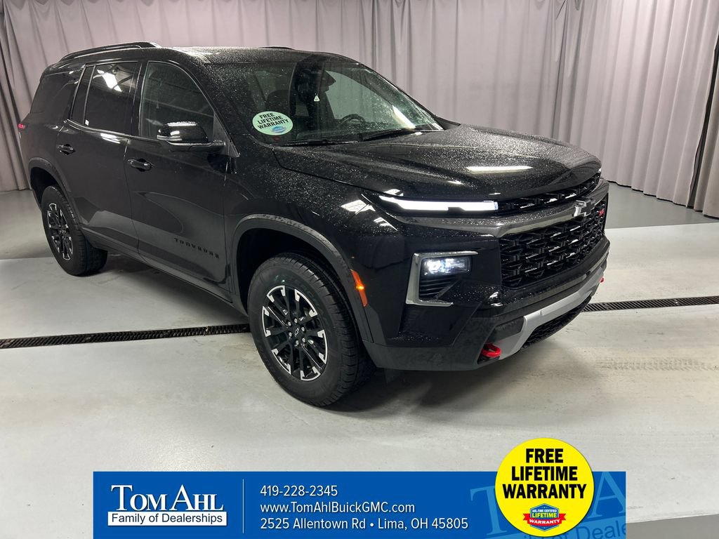 Used 2024 Chevrolet Traverse Z71 w/ LPO, Floor Liner Package AWD/4WD image 1