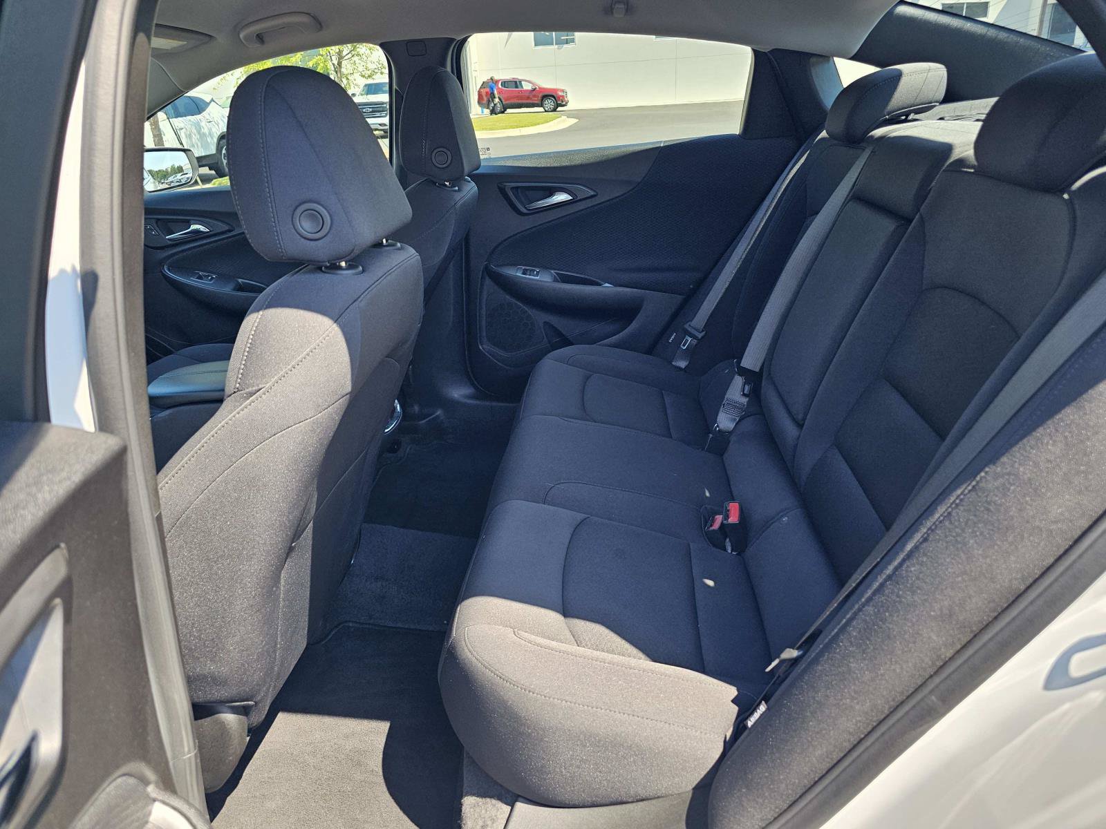 Used 2025 Chevrolet Malibu LT FWD image 30