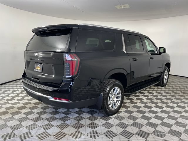 New 2026 Chevrolet Suburban LS w/ LPO, Dark Essentials Package AWD/4WD image 22