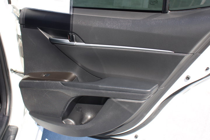 Certified 2023 Toyota Camry SE w/ Convenience Package image 17