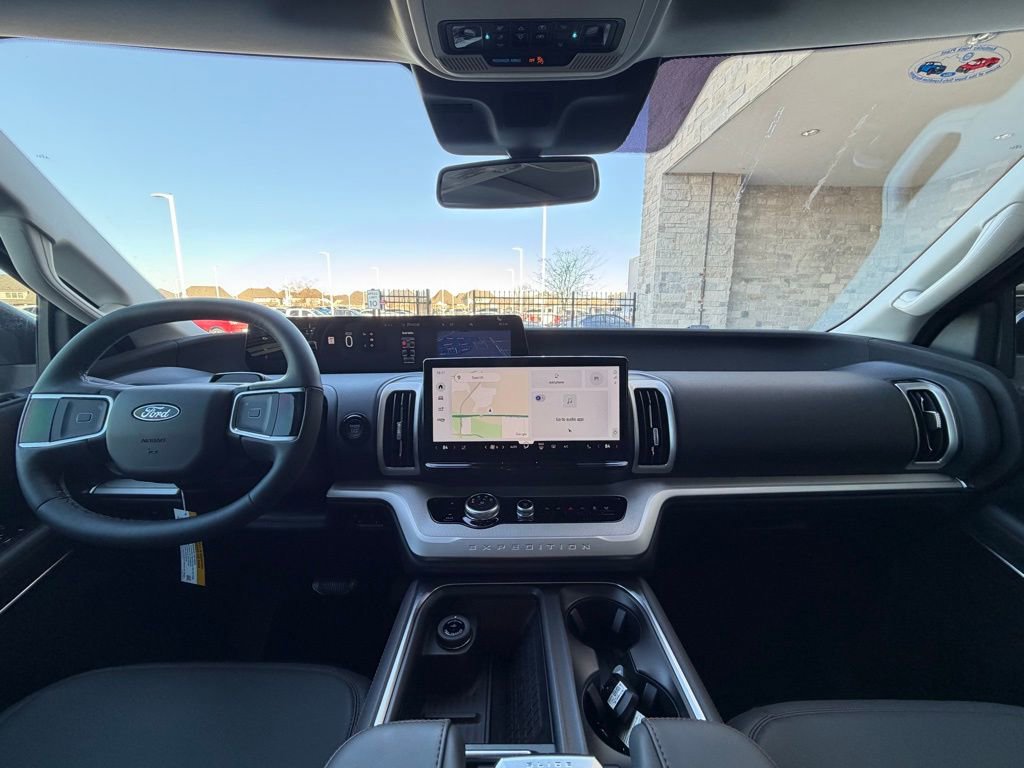 New 2025 Ford Expedition Active image 46