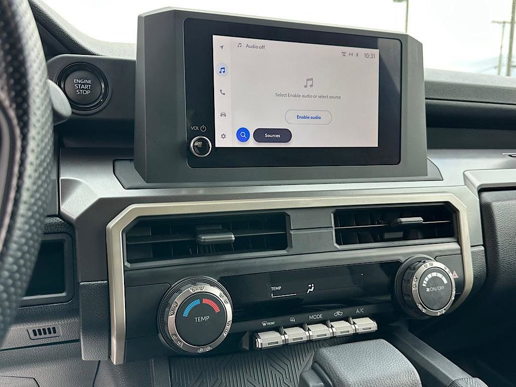 Certified 2024 Toyota Tacoma SR5 AWD/4WD image 26