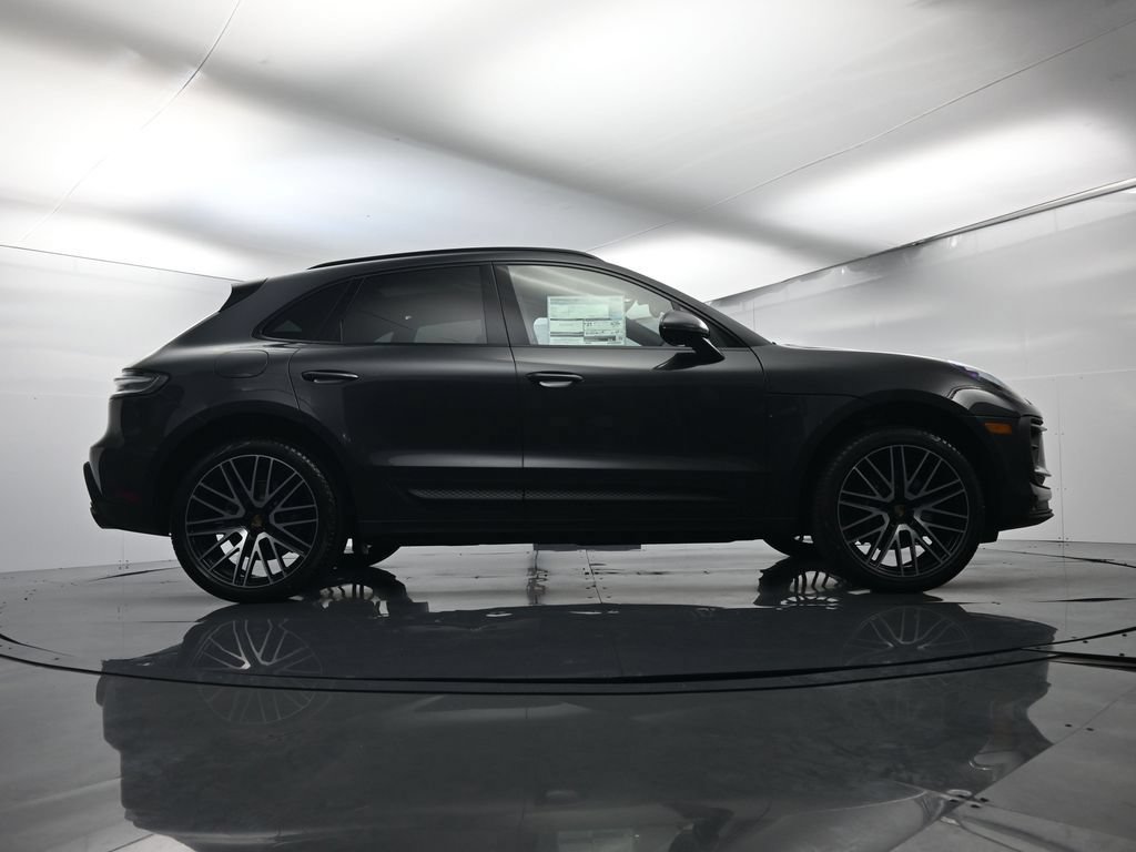 Certified 2026 Porsche Macan AWD/4WD image 53