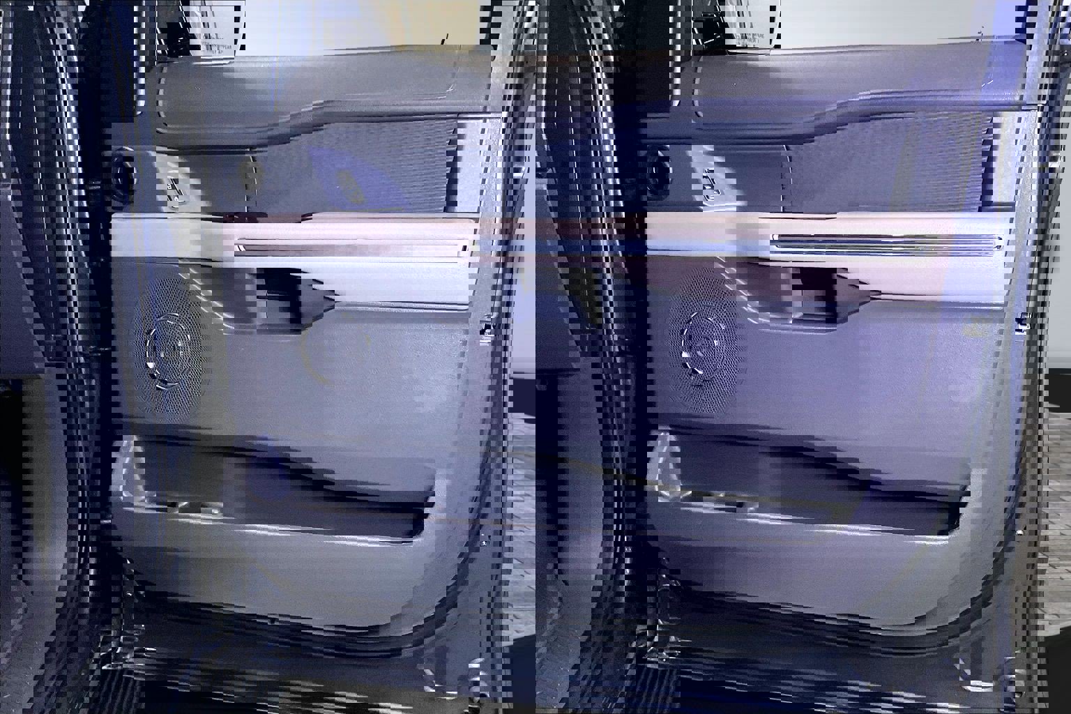 Used 2021 Ford Expedition XLT image 29