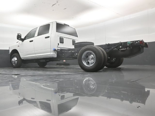 New 2026 RAM 3500 Tradesman w/ Chrome Appearance Group A AWD/4WD image 56