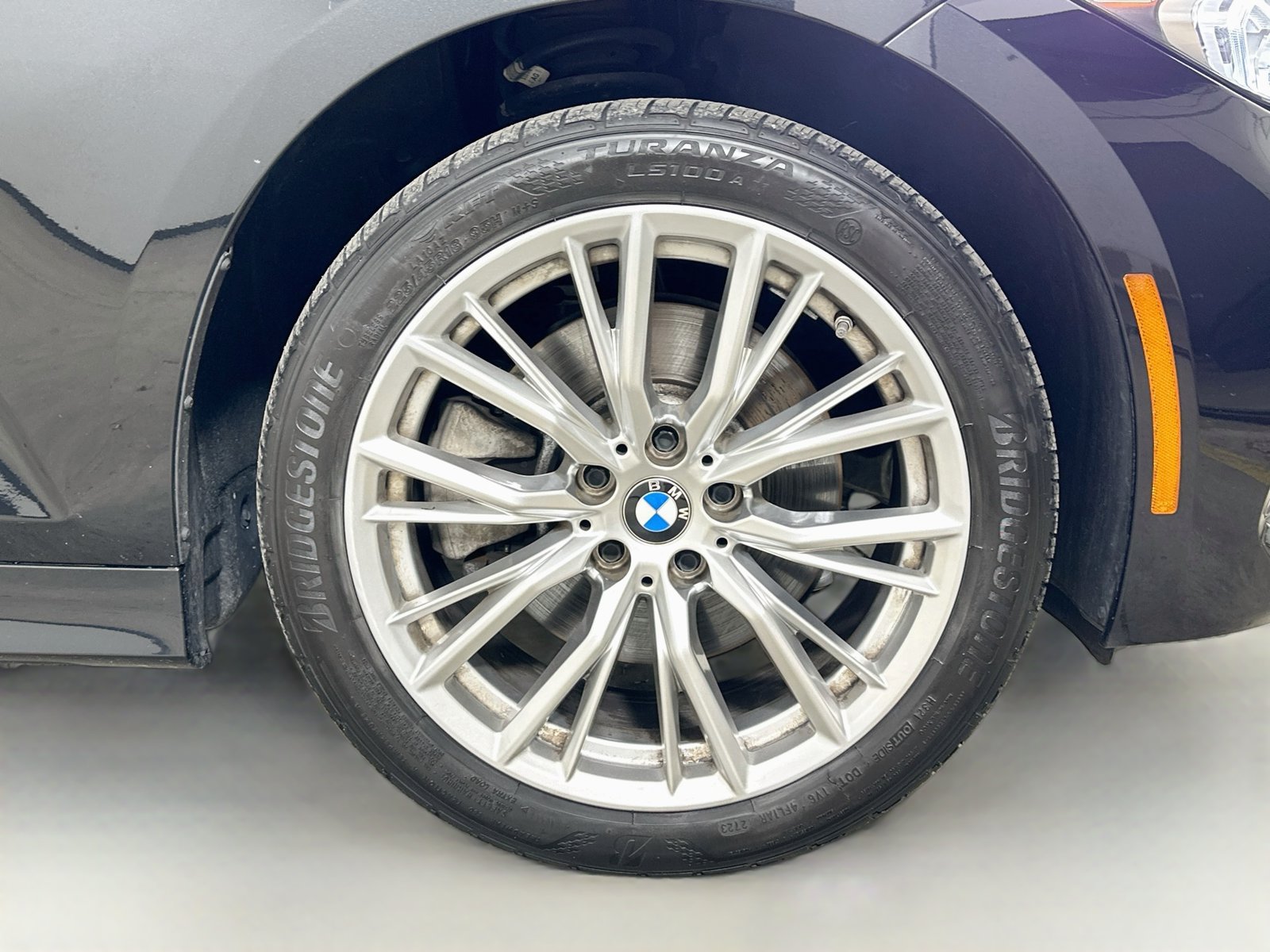 Used 2024 BMW 330i xDrive Sedan w/ Convenience Package AWD/4WD image 10