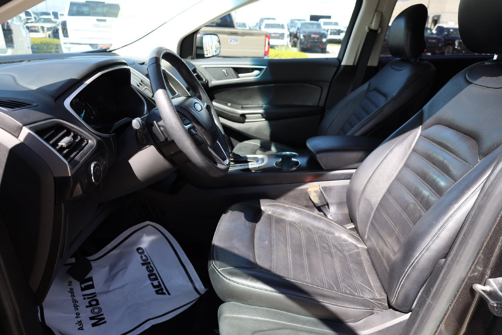 Used 2018 Ford Edge SEL w/ Equipment Group 201A AWD/4WD image 11