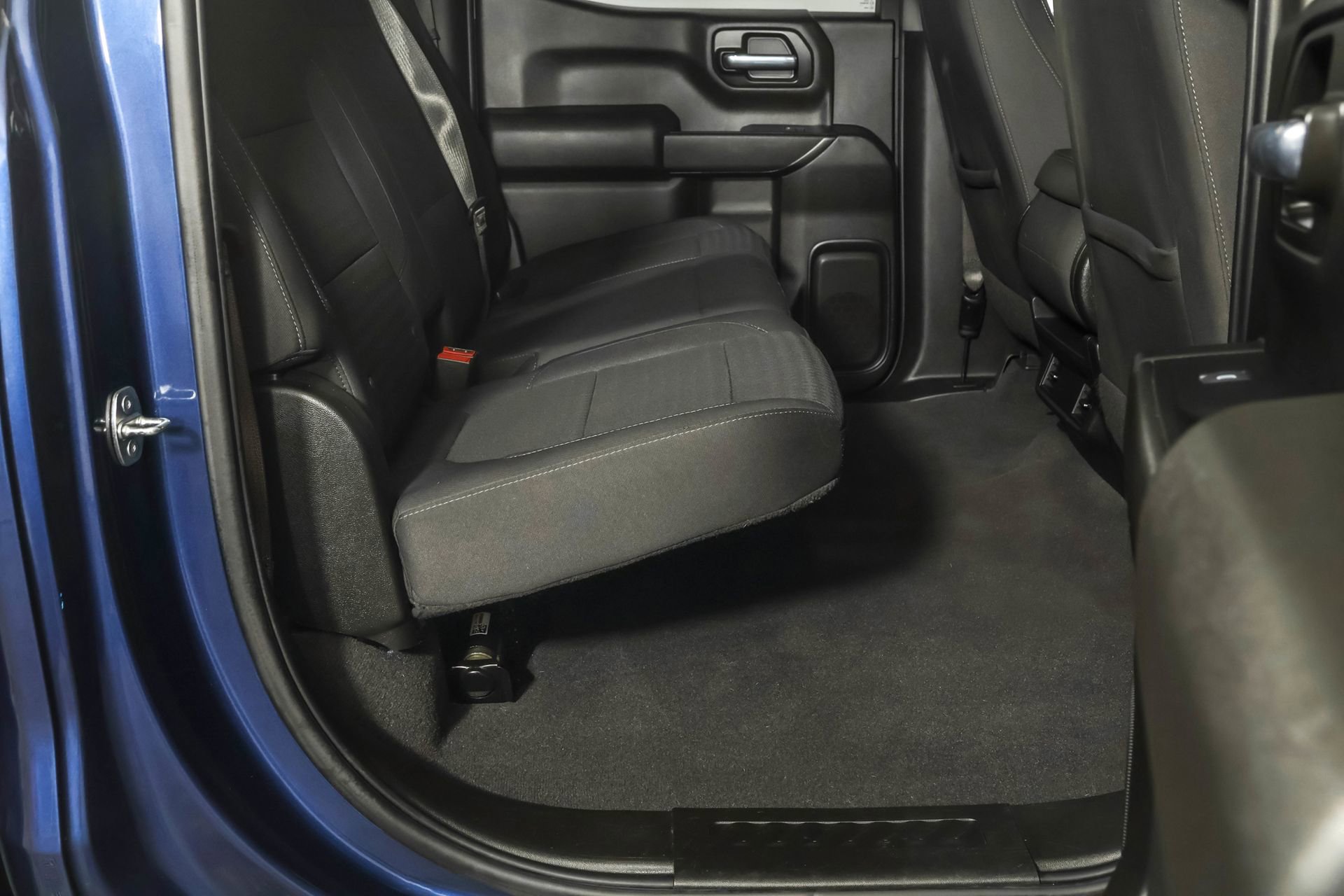 Used 2022 Chevrolet Silverado 1500 Custom w/ Safety Confidence Package image 40