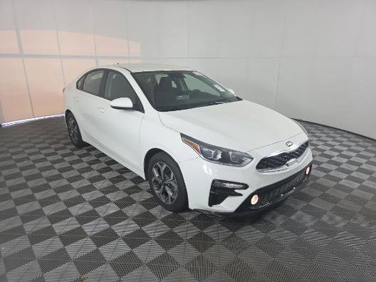 Used 2021 Kia Forte LXS image 2