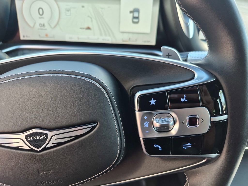 Used 2023 Genesis G90 3.5T image 16