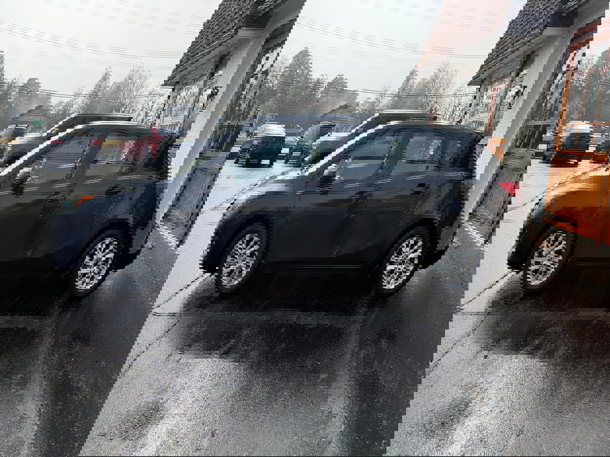 Used 2012 MAZDA MAZDA3 i Touring image 4