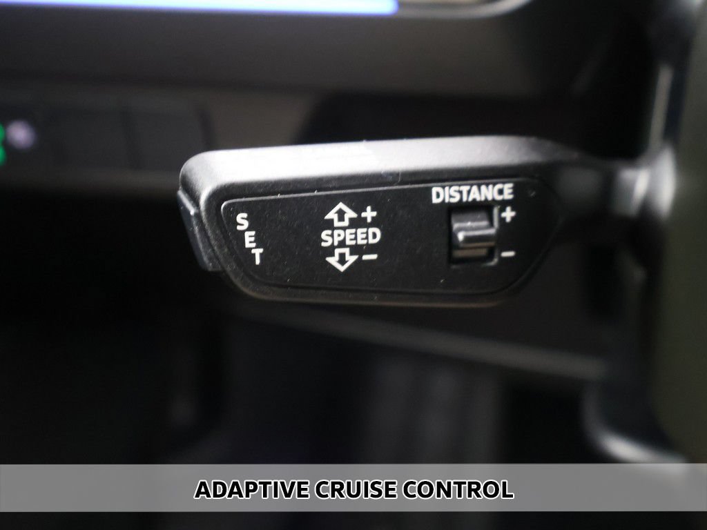 Used 2024 Audi Q4 e-tron Premium Plus AWD/4WD image 5