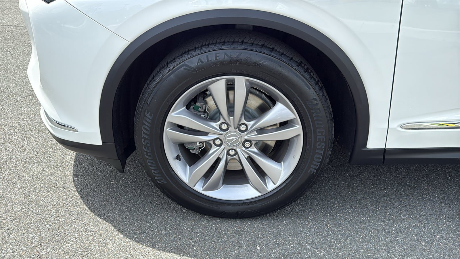 Used 2023 Acura MDX SH-AWD image 10