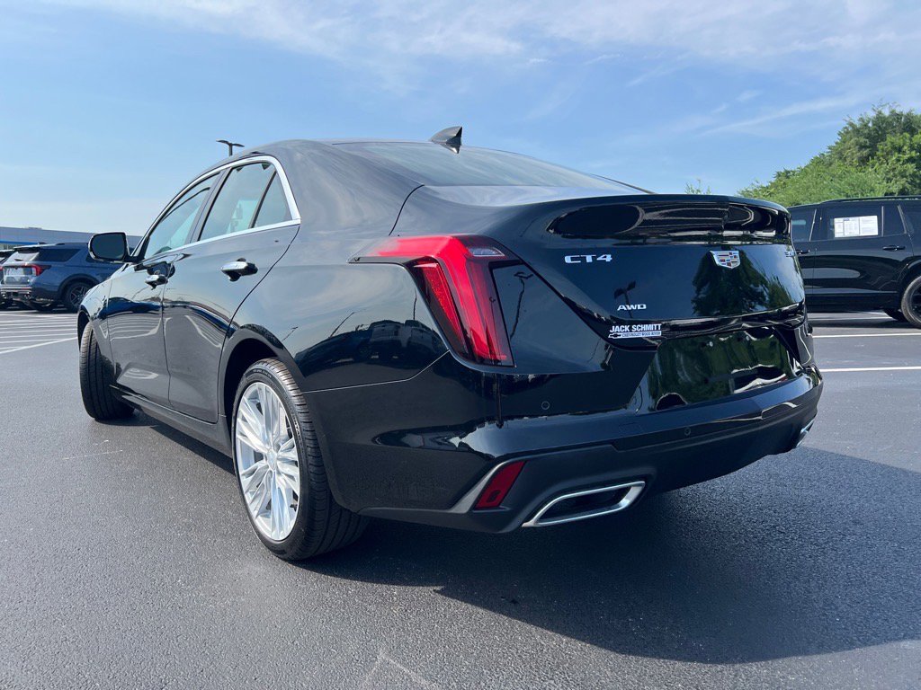 Used 2025 Cadillac CT4 Premium Luxury image 31