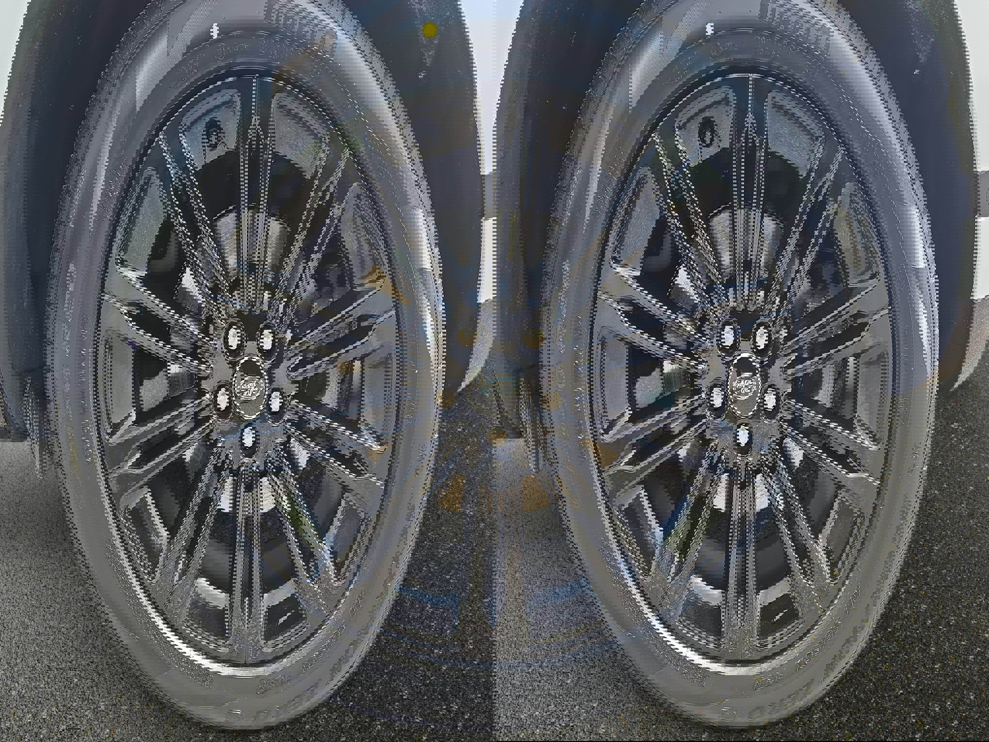 Certified 2025 Land Rover Range Rover Evoque Dynamic SE image 34