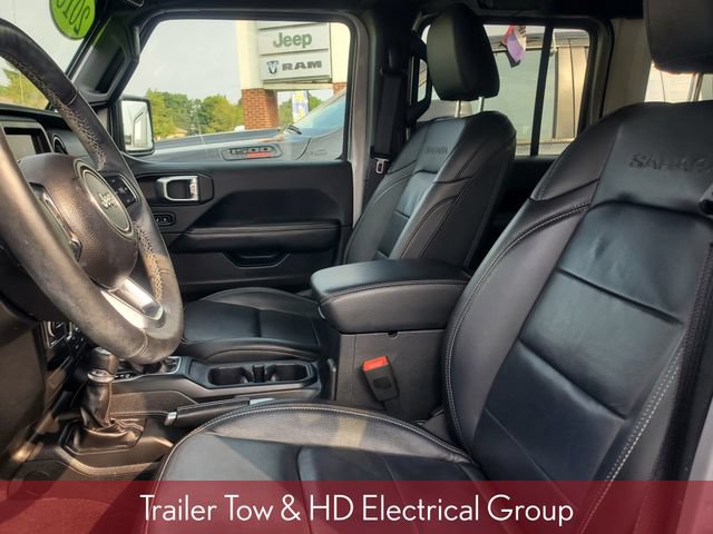 Used 2018 Jeep Wrangler Unlimited Sahara w/ Cold Weather Group AWD/4WD image 6