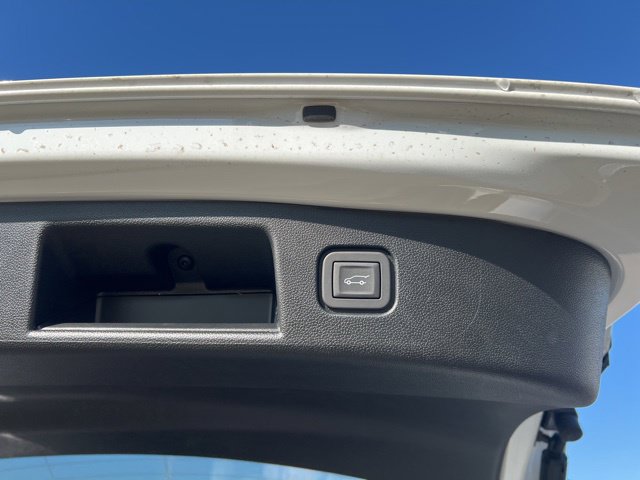 Used 2025 Chevrolet Blazer EV LT FWD image 12