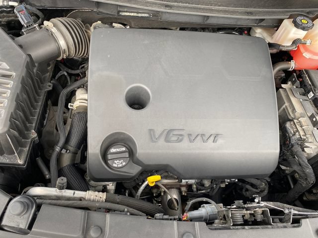 Certified 2023 Chevrolet Traverse LS FWD image 21