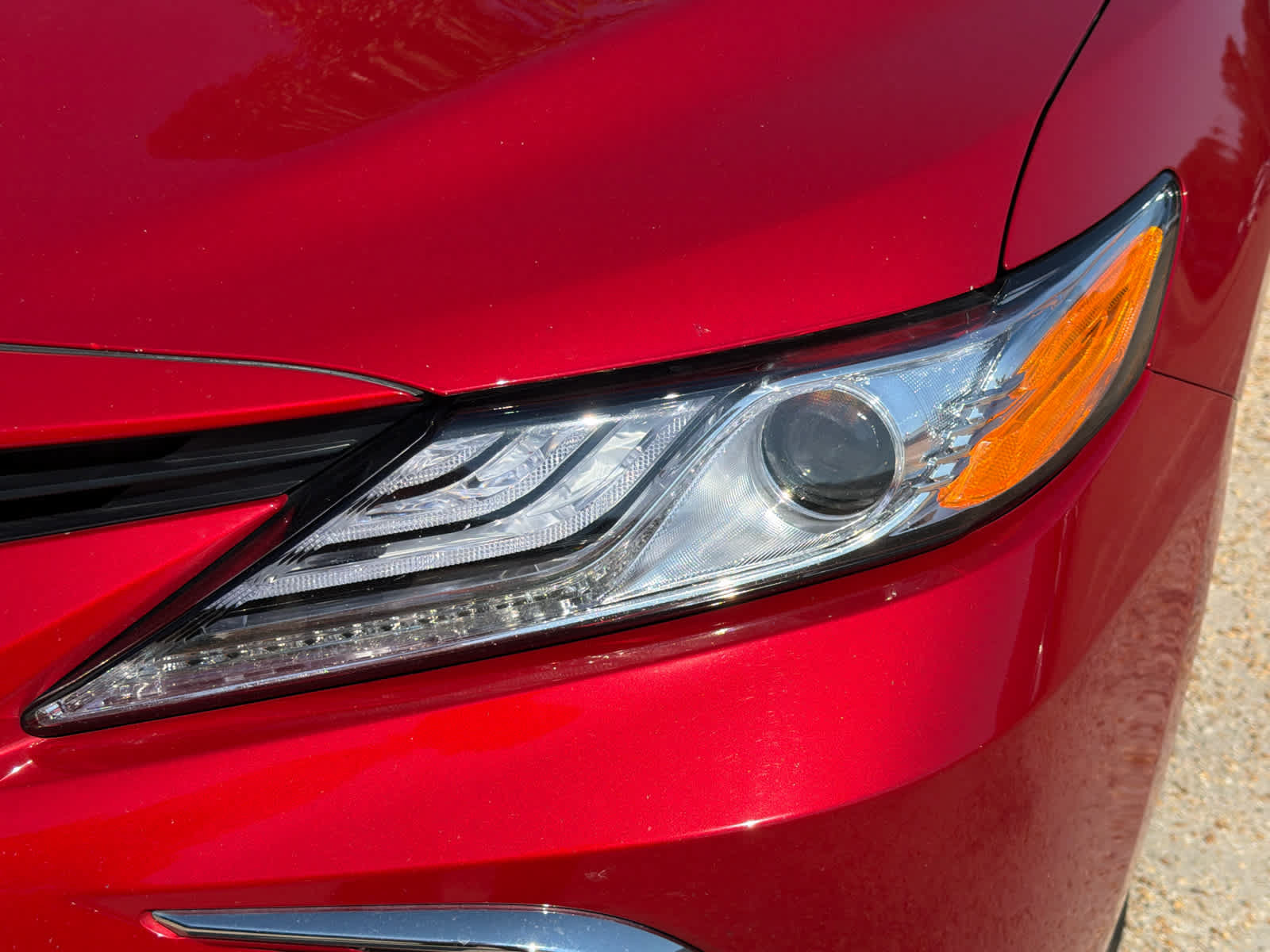 Used 2023 Toyota Camry XLE FWD image 9