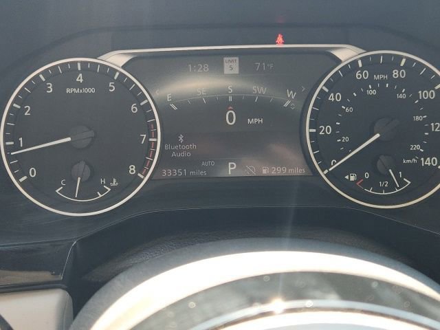 Used 2024 Nissan Pathfinder SL w/ Black Appearance Package image 46