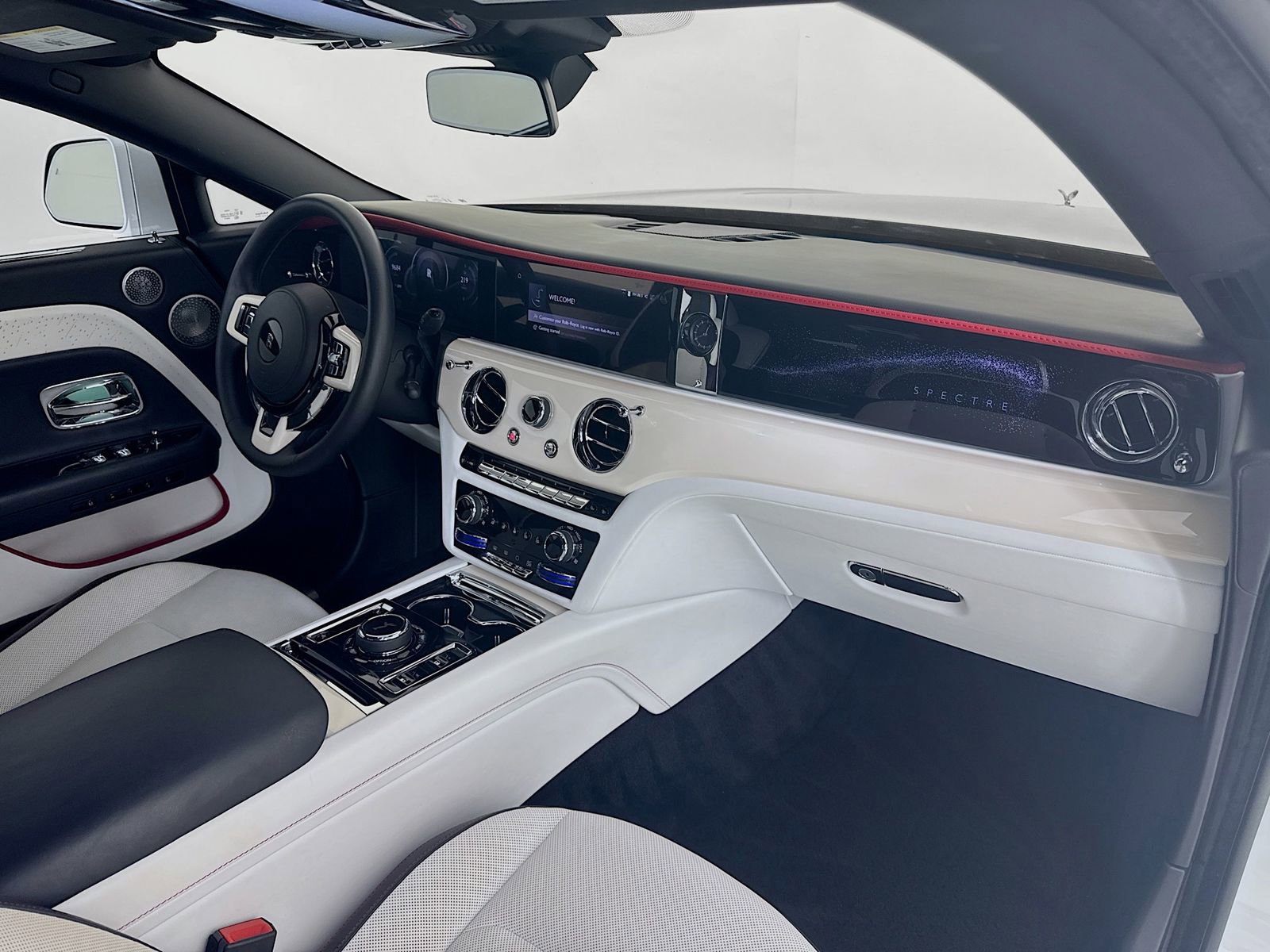 Certified 2025 Rolls-Royce Spectre w/ Spectre Launch Package image 28