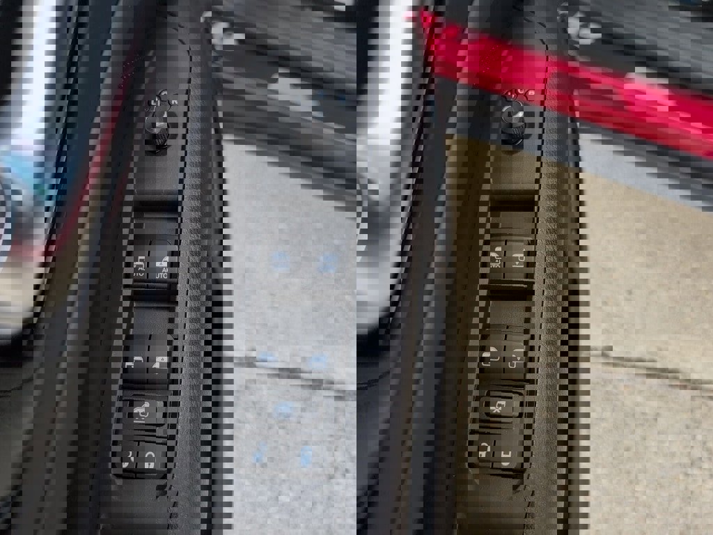 New 2026 Jeep Compass Latitude image 14