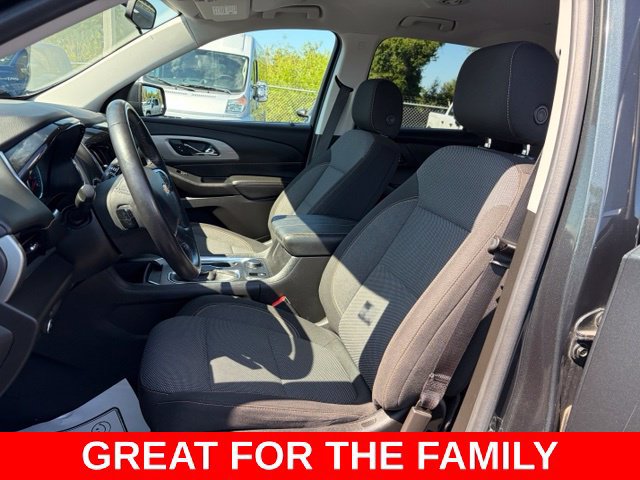 Used 2021 Chevrolet Traverse LT FWD image 14
