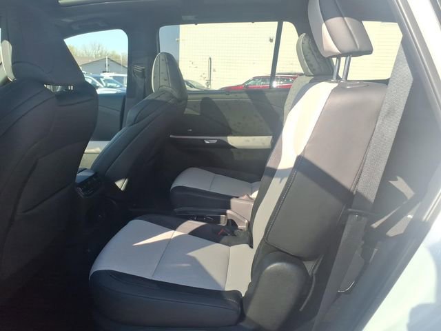 Used 2025 Lexus TX 500h AWD w/ Technology Package image 14