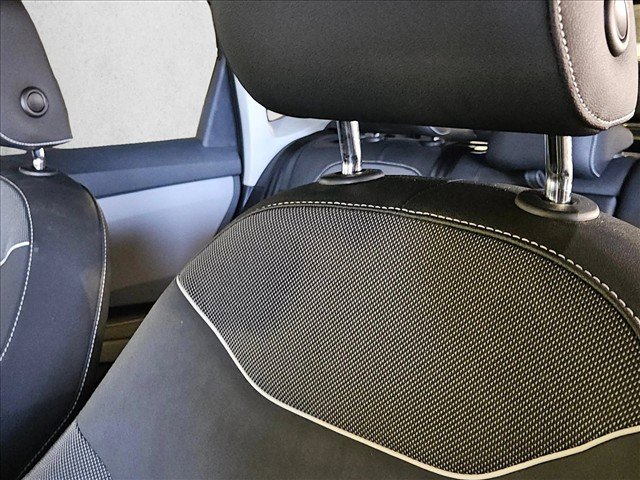 Used 2024 Volkswagen Taos SE AWD/4WD image 11