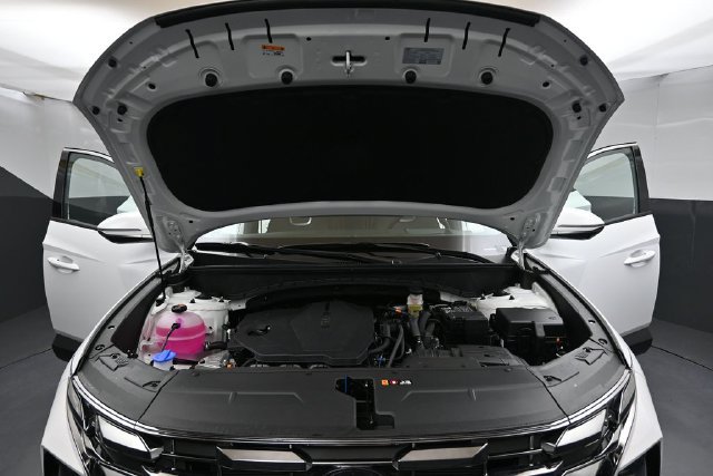 New 2026 Hyundai Tucson Limited AWD/4WD image 9
