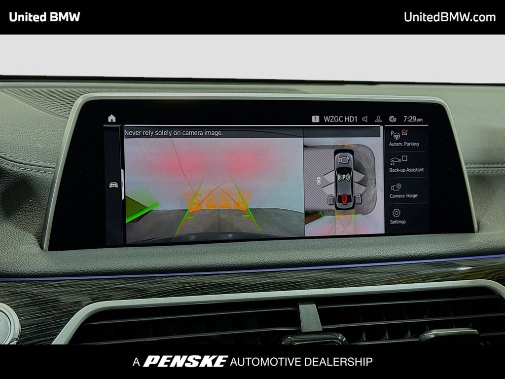 Used 2020 BMW 740i w/ M Sport Package RWD image 9