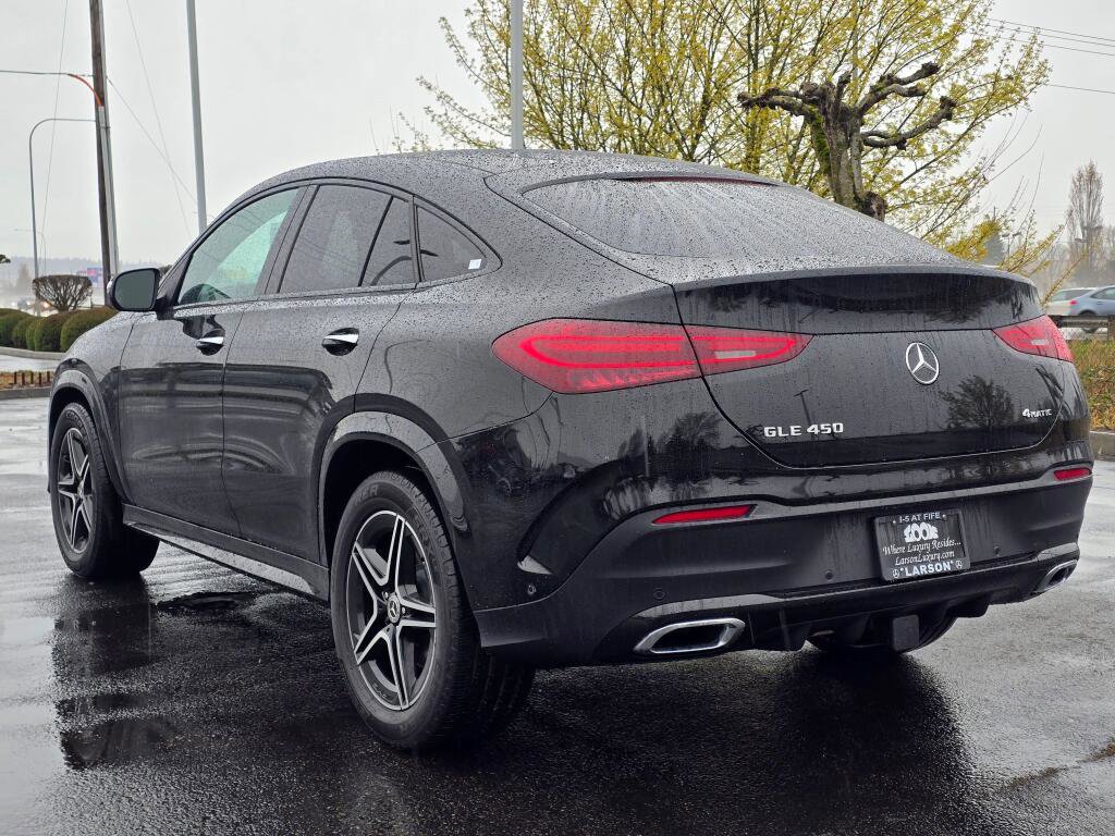 Used 2025 Mercedes-Benz GLE 450 4MATIC Coupe w/ Driver Assistance Package image 4
