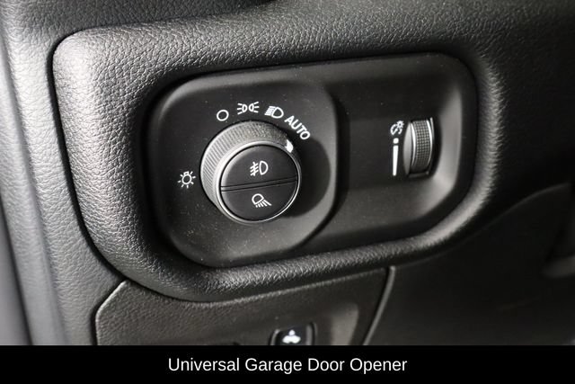 Used 2022 RAM 1500 Big Horn AWD/4WD image 22