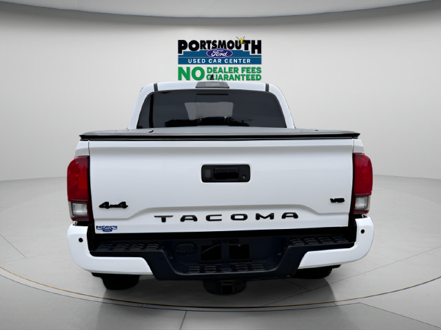 Used 2021 Toyota Tacoma SR5 AWD/4WD image 24