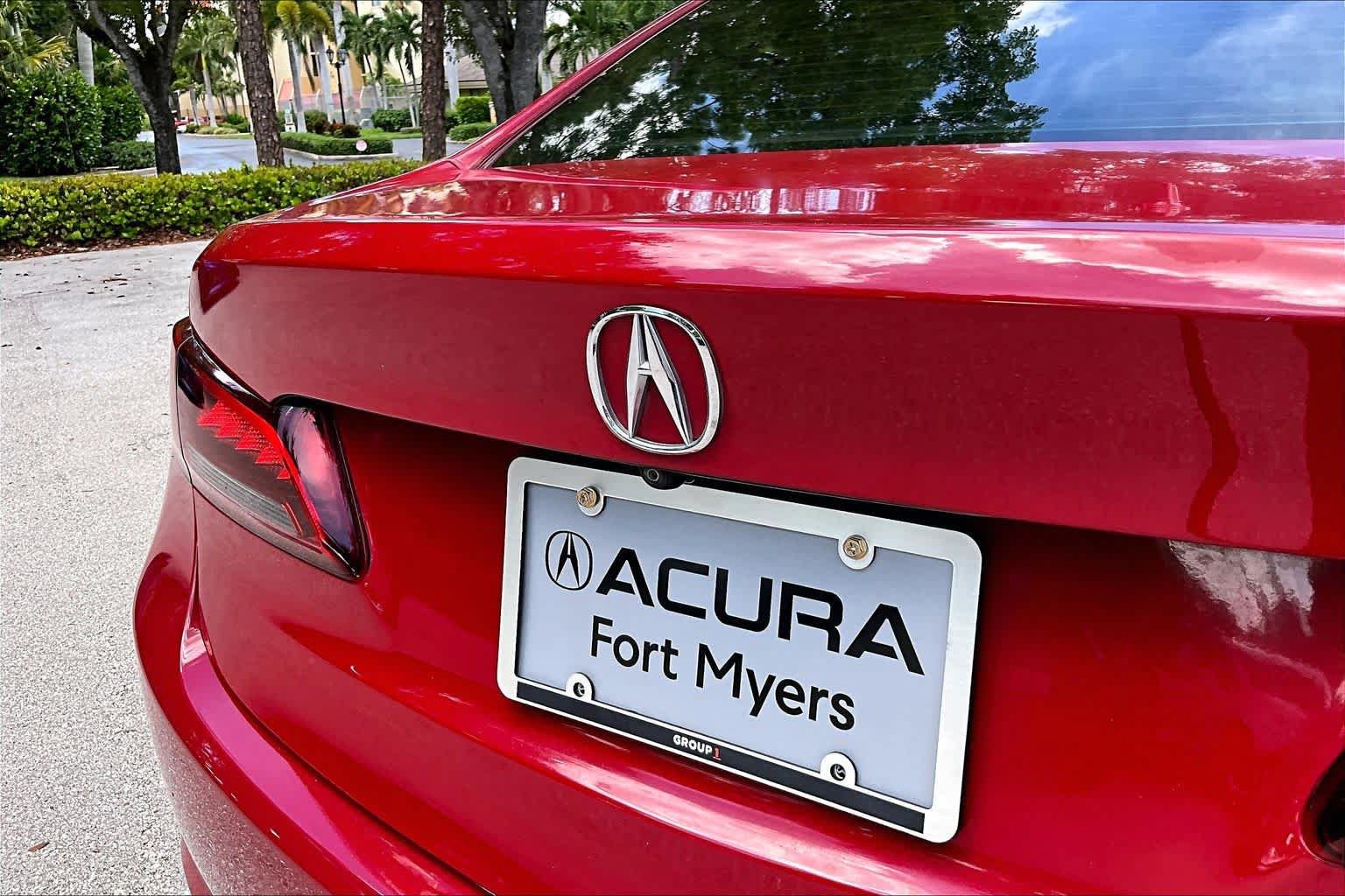 Used 2017 Acura TLX FWD image 31