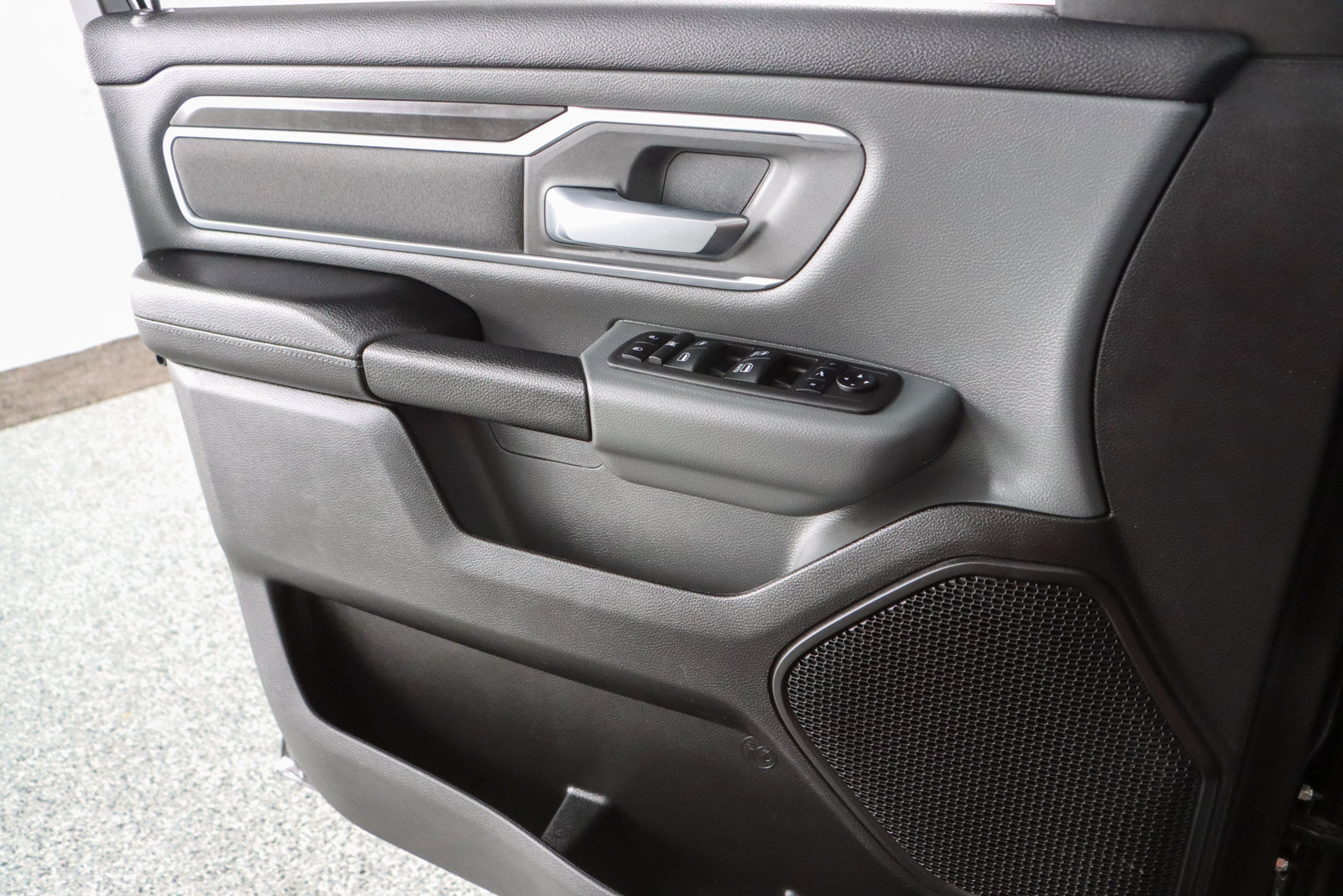 Used 2022 RAM 1500 Big Horn AWD/4WD image 22