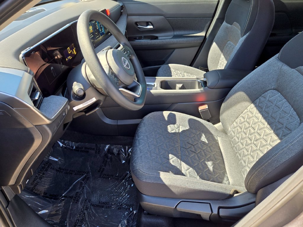 New 2027 Nissan Kicks SV w/ Cold Weather Package FWD image 11