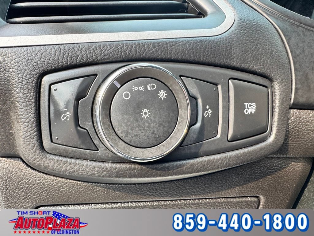 Used 2023 Ford Edge SE AWD/4WD image 23