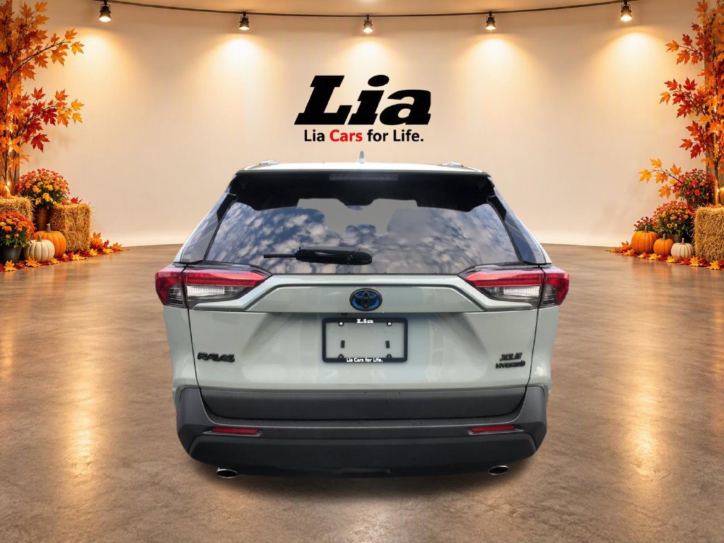 Used 2023 Toyota RAV4 XLE w/ XLE Grade Weather Package AWD/4WD image 15