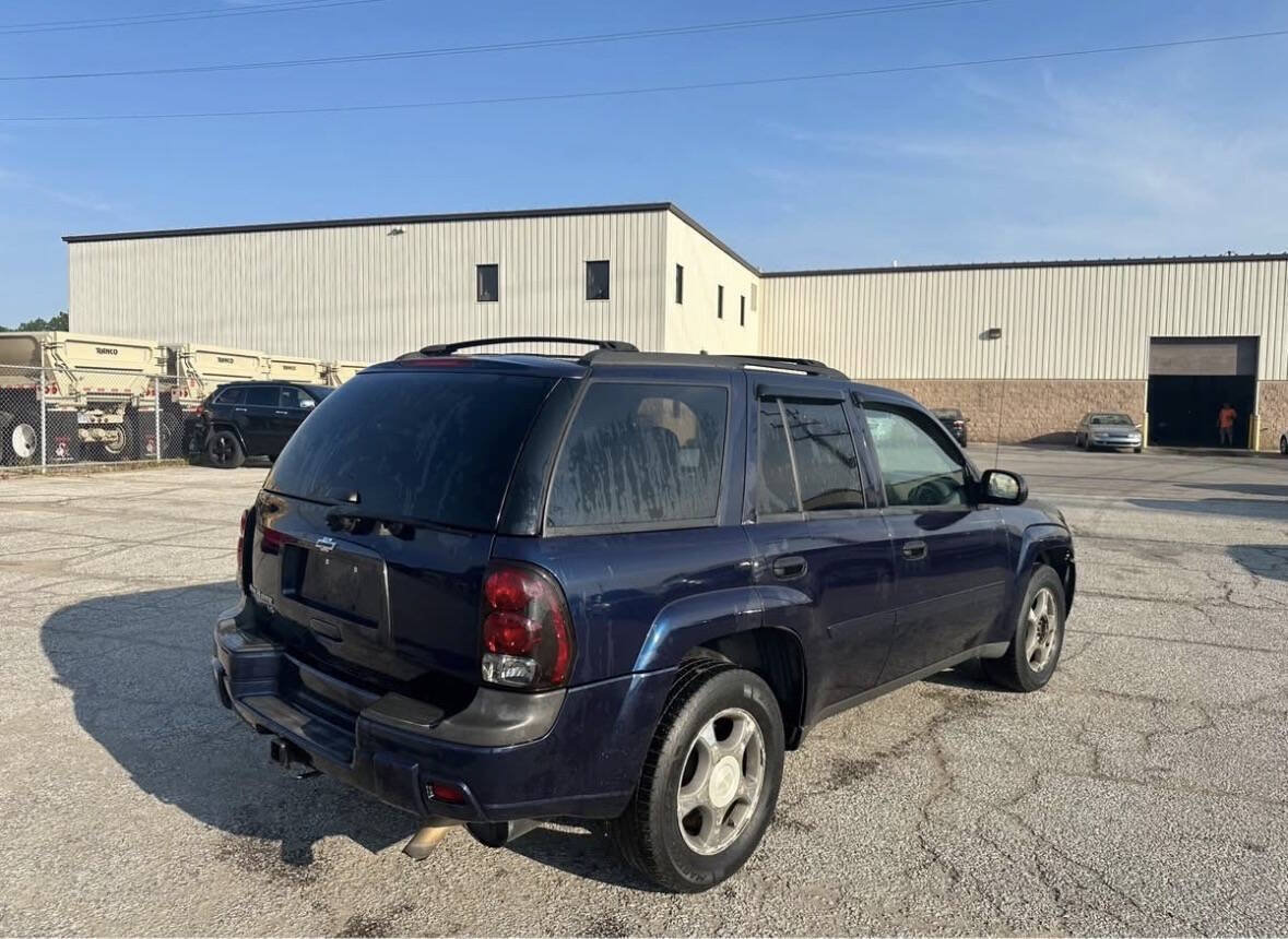 Used 2007 Chevrolet TrailBlazer LS AWD/4WD image 3