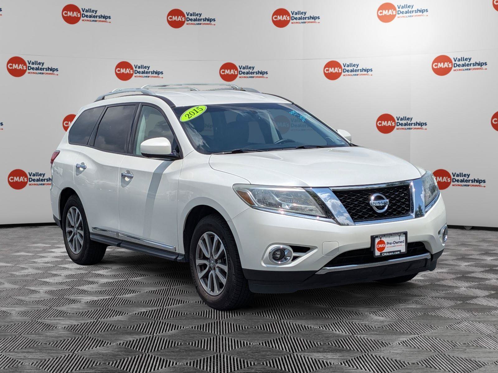 Used 2015 Nissan Pathfinder SL w/ SL Tech Package FWD image 9