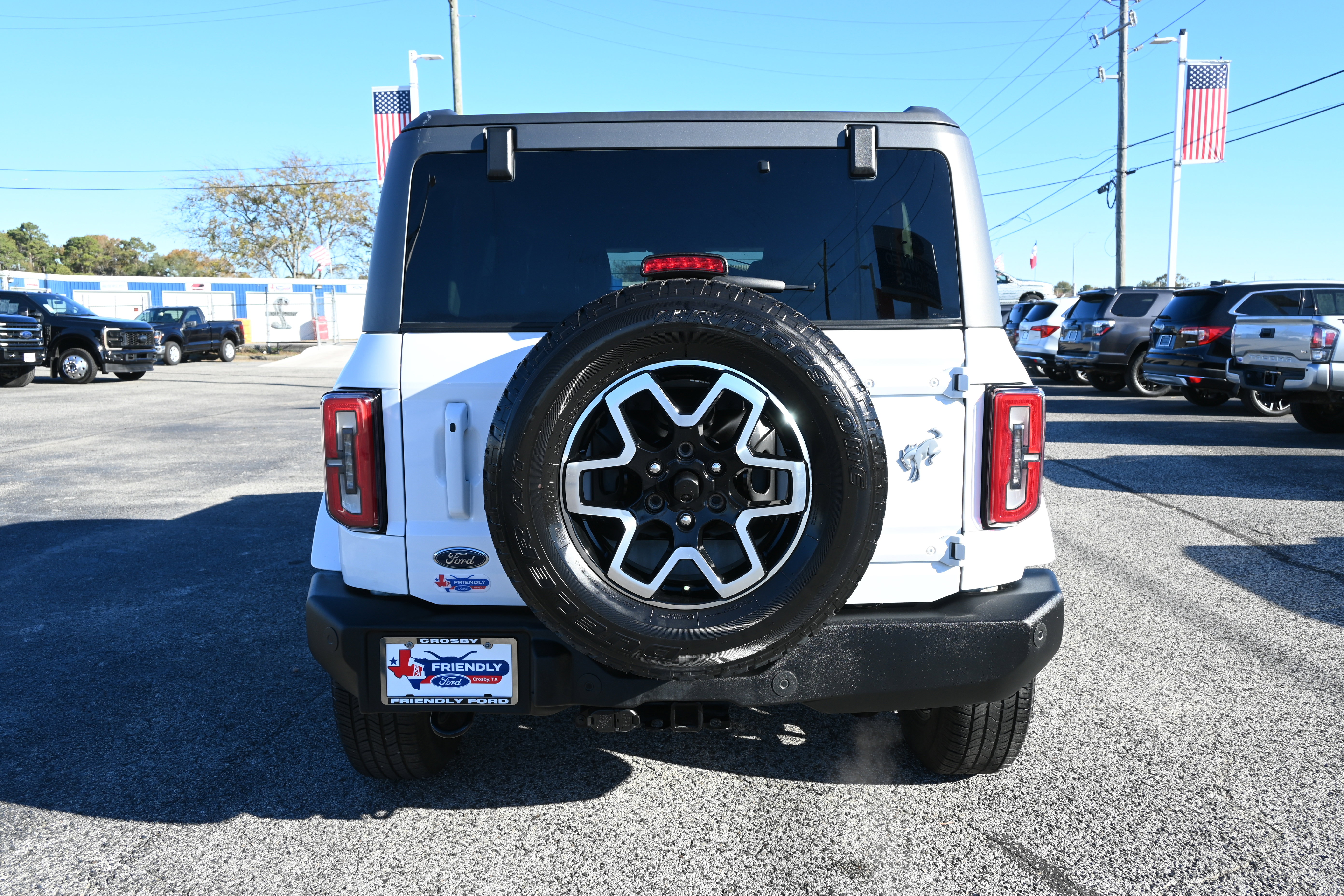 Used 2022 Ford Bronco Outer Banks image 3