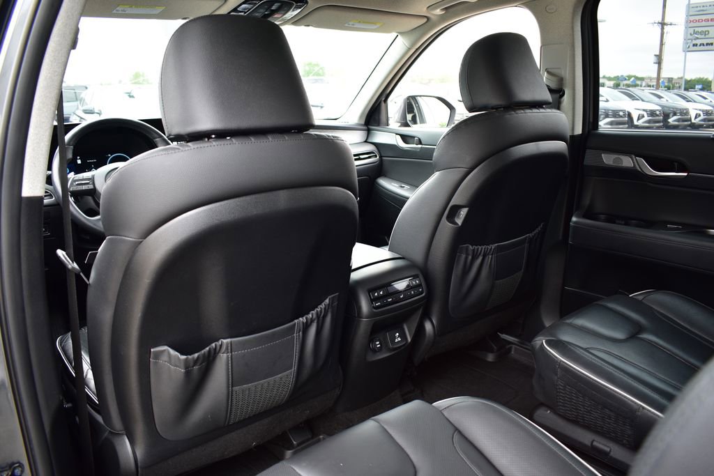 Used 2023 Hyundai Palisade Limited FWD image 23