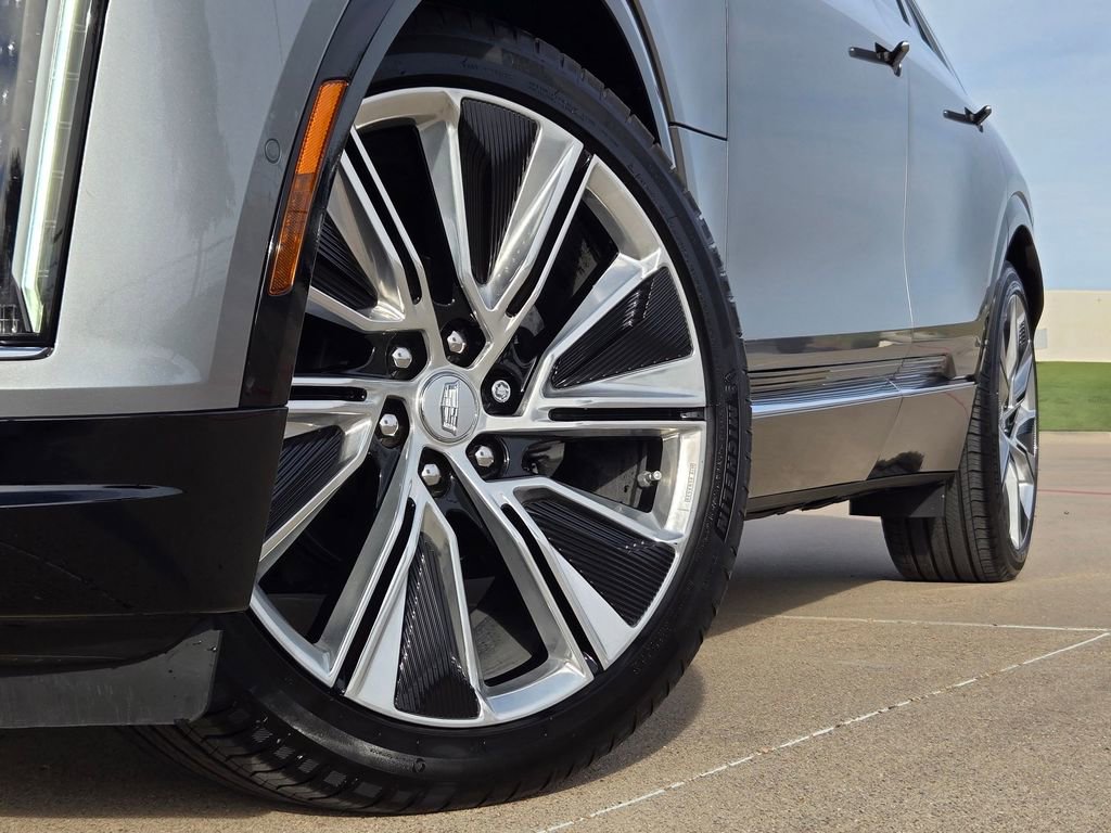 Certified 2025 Cadillac Lyriq Luxury w/ LPO, Floor Liner Package image 8