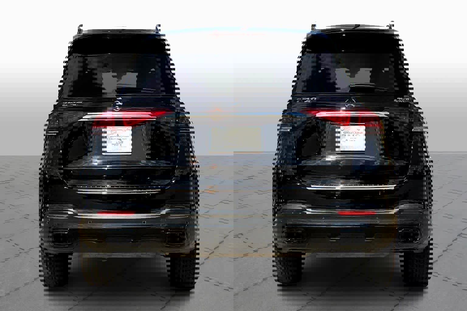 Used 2023 Mercedes-Benz GLE 450 4MATIC image 4