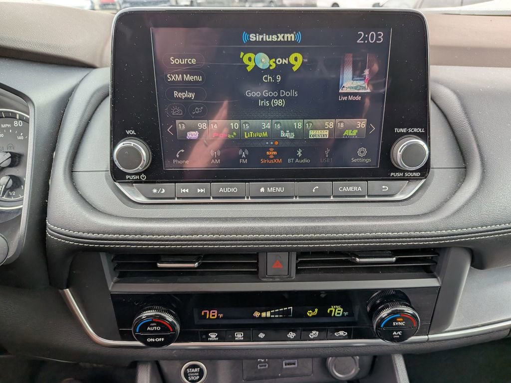 Used 2023 Nissan Rogue SV AWD/4WD image 24